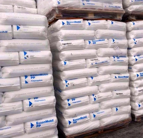 倉(cāng)庫(kù)一角